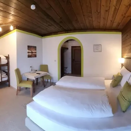 Schoene Aussicht Konukevi Kuchl