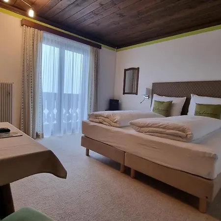 Schoene Aussicht בית הארחה קוכל