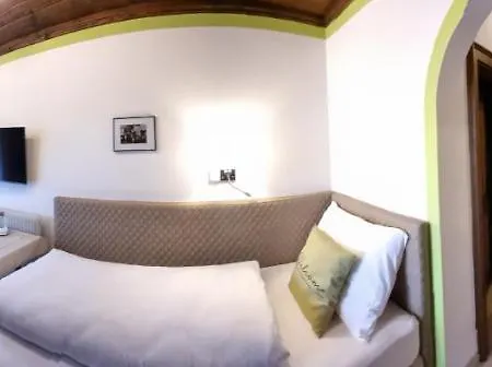 Konukevi Schoene Aussicht Kuchl