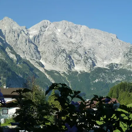 Schoene Aussicht Konukevi