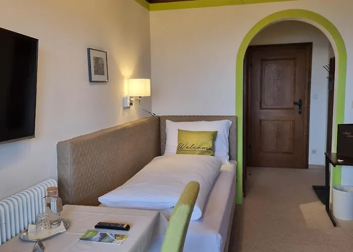 Pension Schoene Aussicht Gæstehus 4*