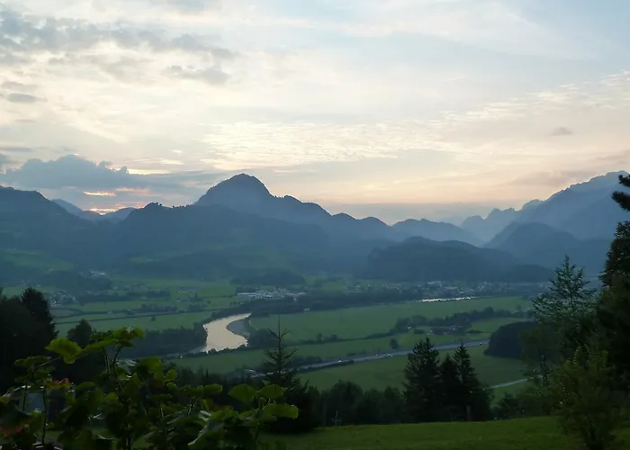 Pension Schoene Aussicht Kuchl